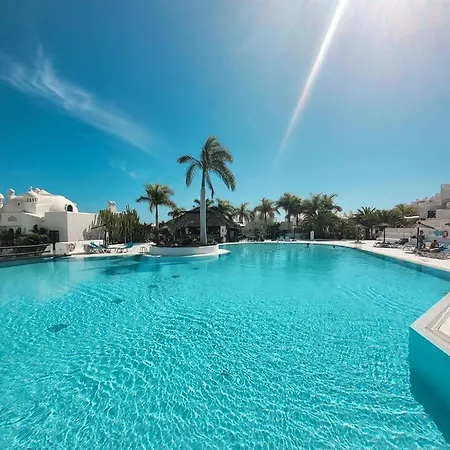 דירה Adeje Paradise 11-b Vistas Al Mar Heated Pool אדחה